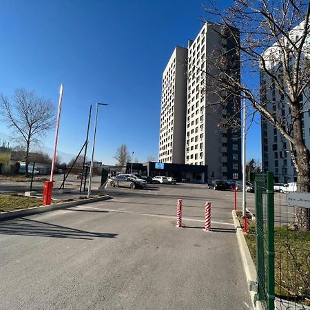 Mountain View Apartment 1 + Parking Sofia Exteriör bild
